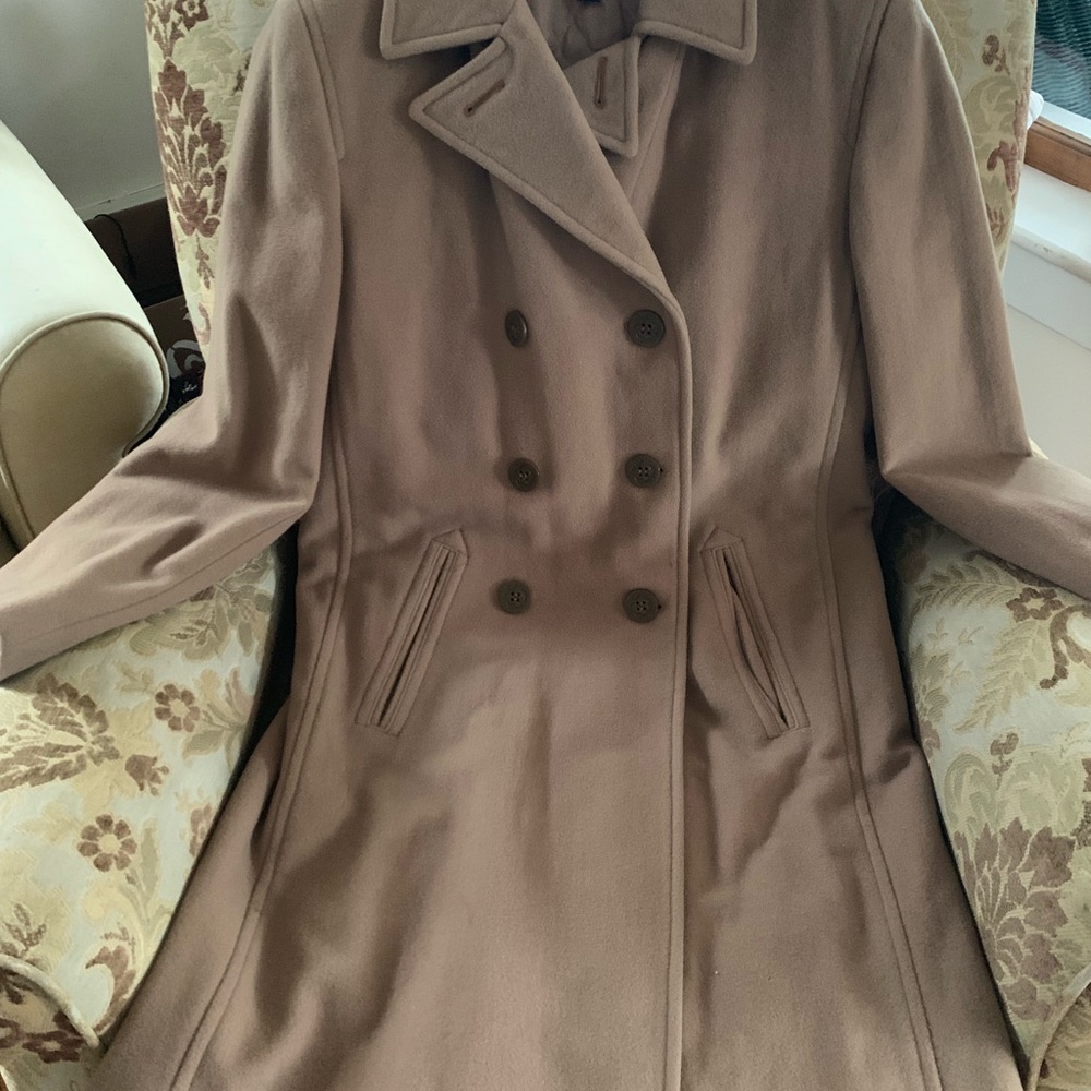 Women’s long tan coat
